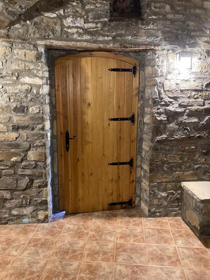 Casa Encuentra, En El Pirineo Al Lado De Ainsa Guest House El Pueyo de Araguás Екстериор снимка