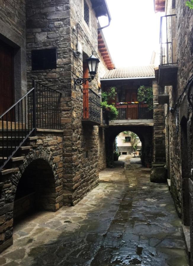 Casa Encuentra, En El Pirineo Al Lado De Ainsa Guest House El Pueyo de Araguás Екстериор снимка
