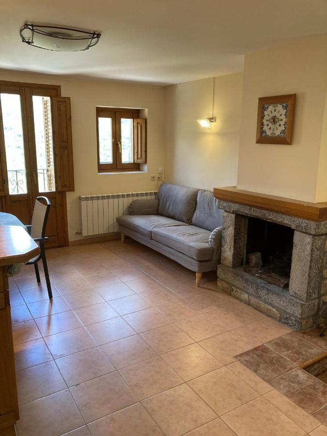 Casa Encuentra, En El Pirineo Al Lado De Ainsa Guest House El Pueyo de Araguás Екстериор снимка